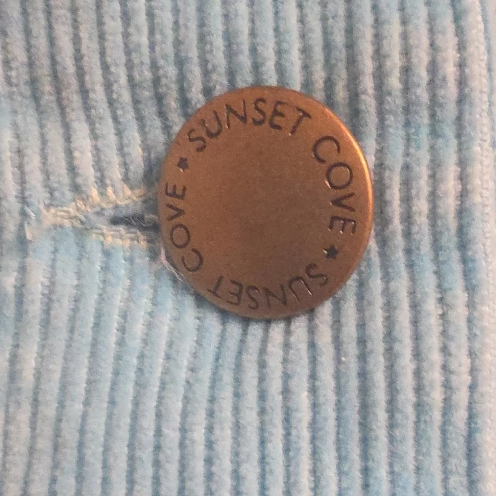 Sunset Cove Woman light blue